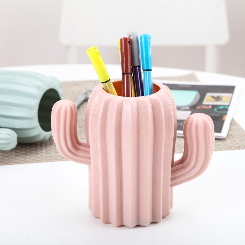 Cactus pen holder